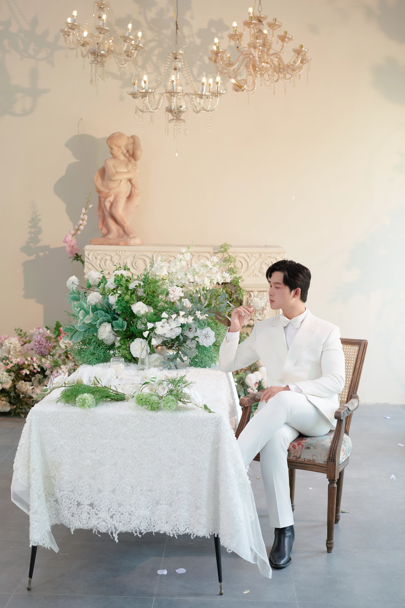 cach-gui-thiep-moi-cuoi-online_1763113613_82ed5641